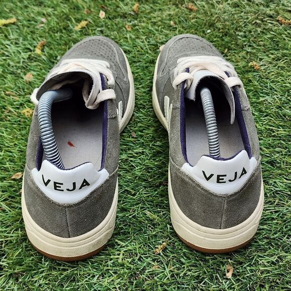 VEJA V-10 - Womens Sneakers - SIZE 6 - Picture 5 of 9